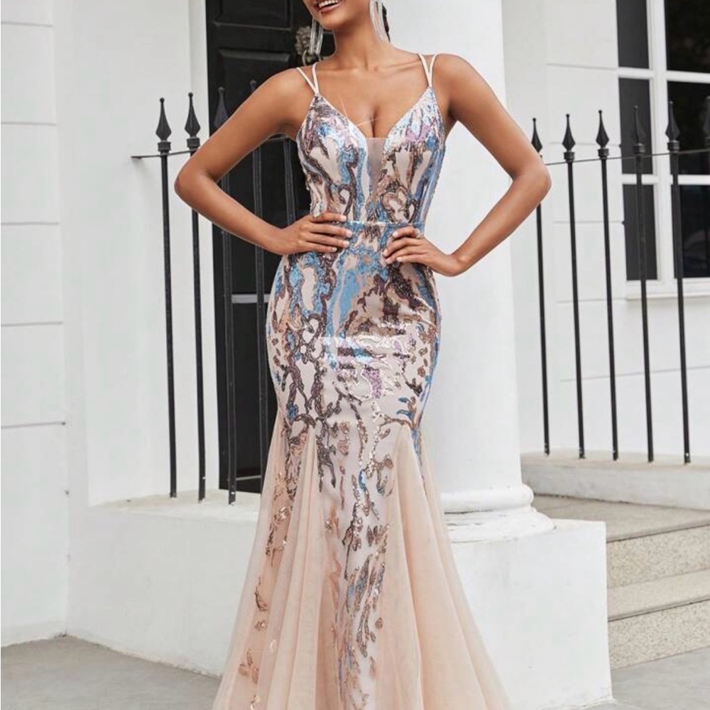 SHEIN Elegant Sequin Evening Gown - Small